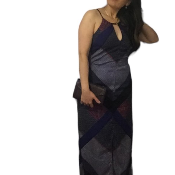 Le Chateau Maxi Dress - Picture 6 of 14